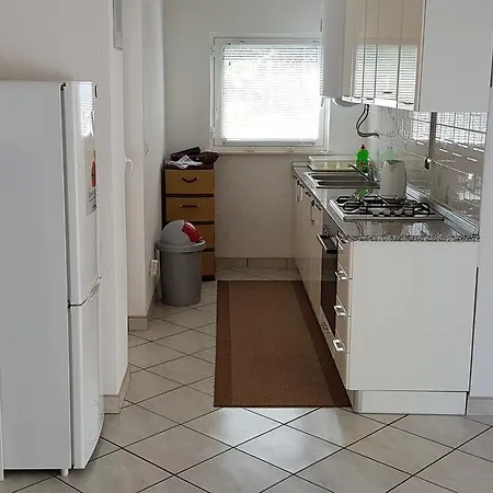 Vila Una *