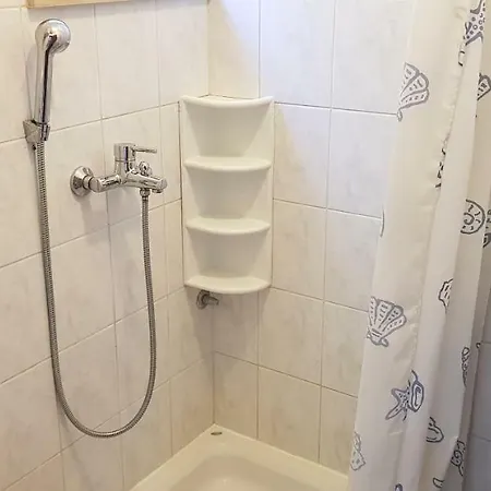 Vila Una Lägenhet *